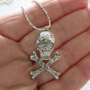 Skull and Cross Bones Pendant Necklace